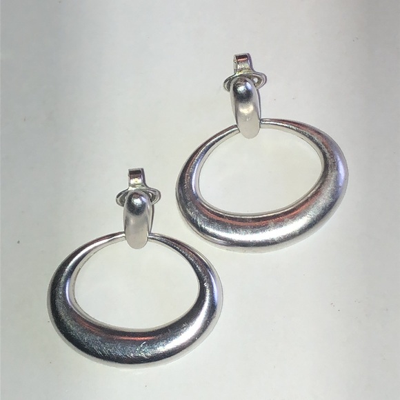 Crown Trifari Jewelry - Trifari Crown Silver Tone Oval Hoop Drop Clip On Earrings
